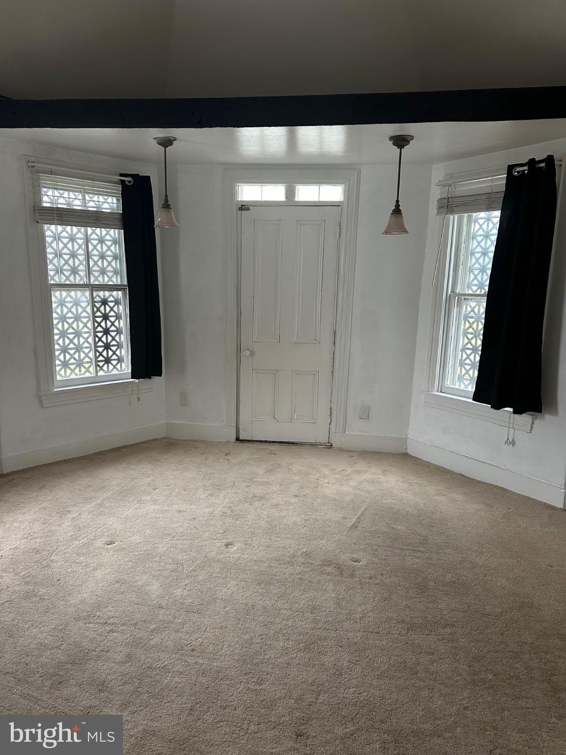 1359 Main St #D4 – photo 2
