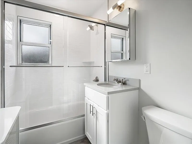 Larch Gardens Apartments – photo 4