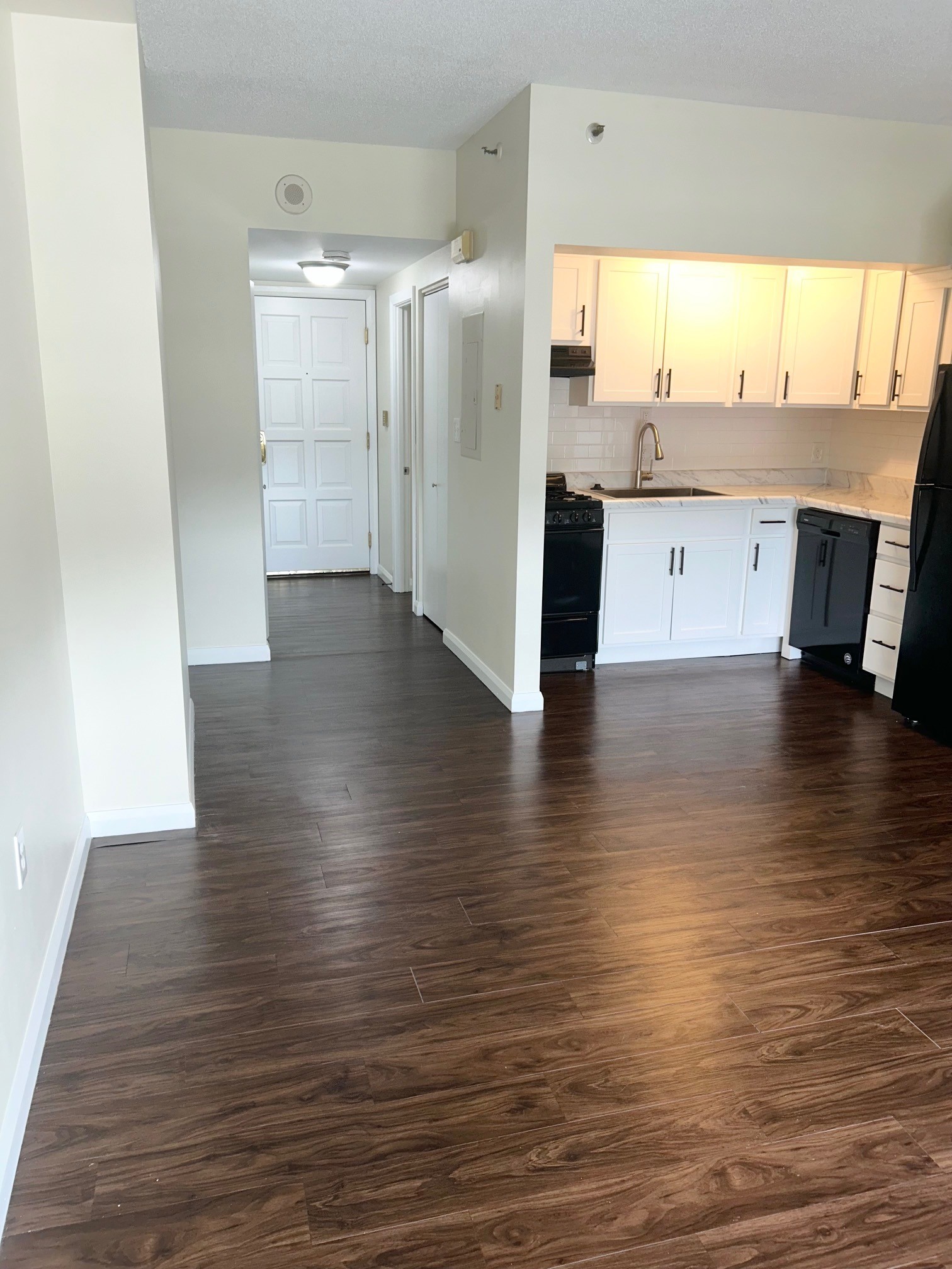 155 W Main St unit #700 – photo 3
