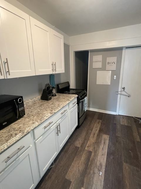 395 Berwick St unit 3rd Floor – photo 4