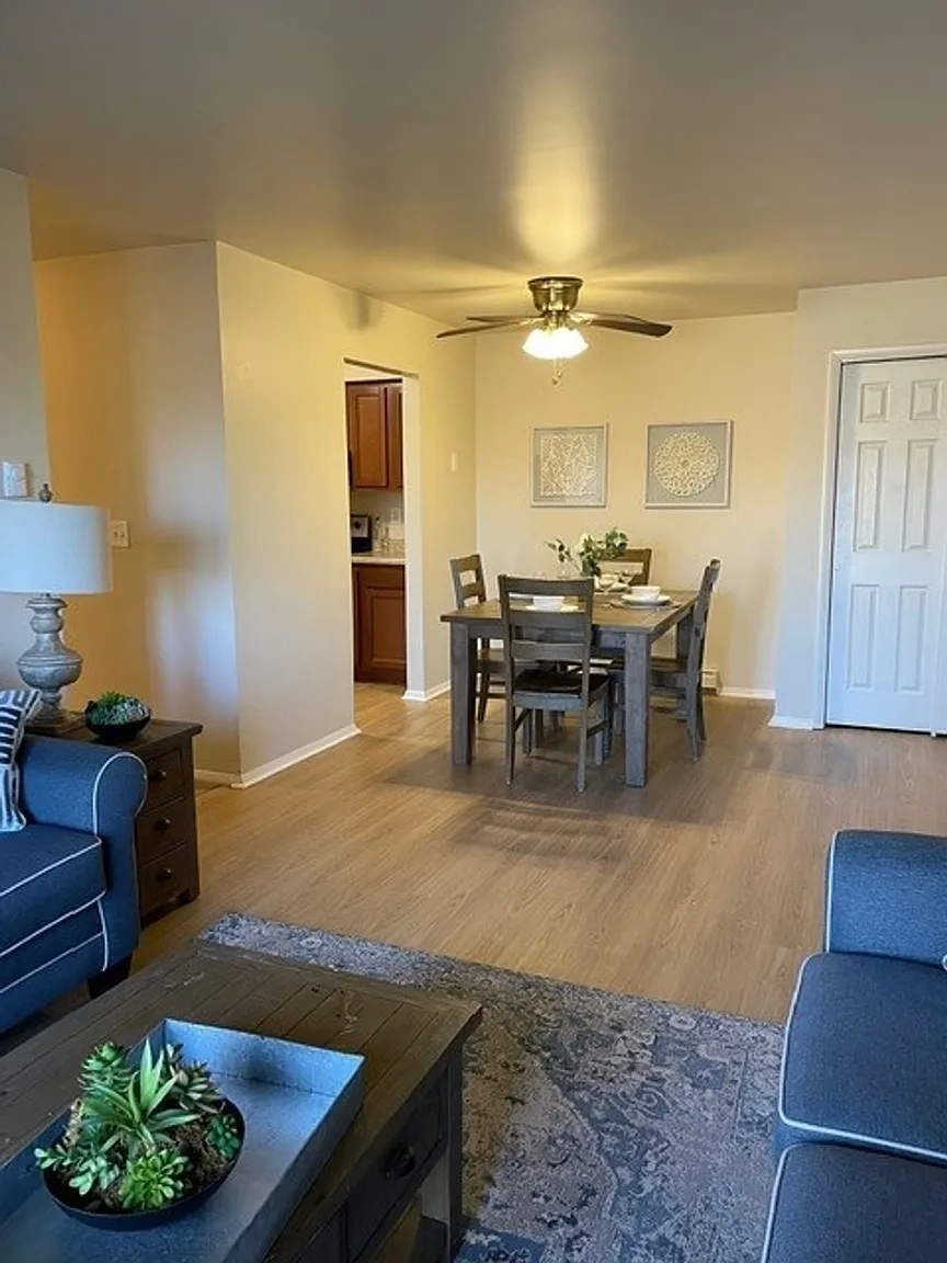 The Residence at Capital Hills – photo 2