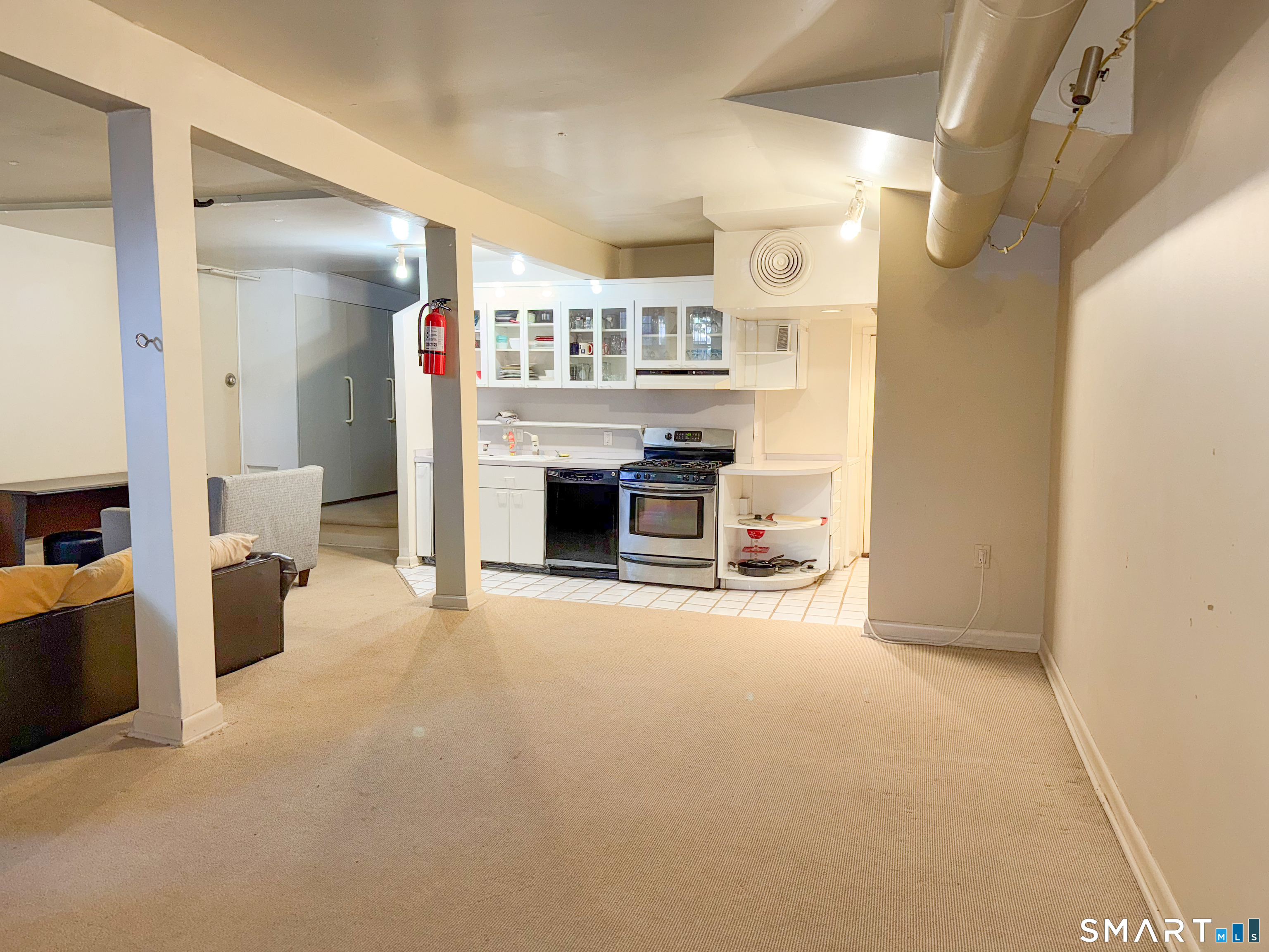 58 Capitol Ave unit 1 – photo 4