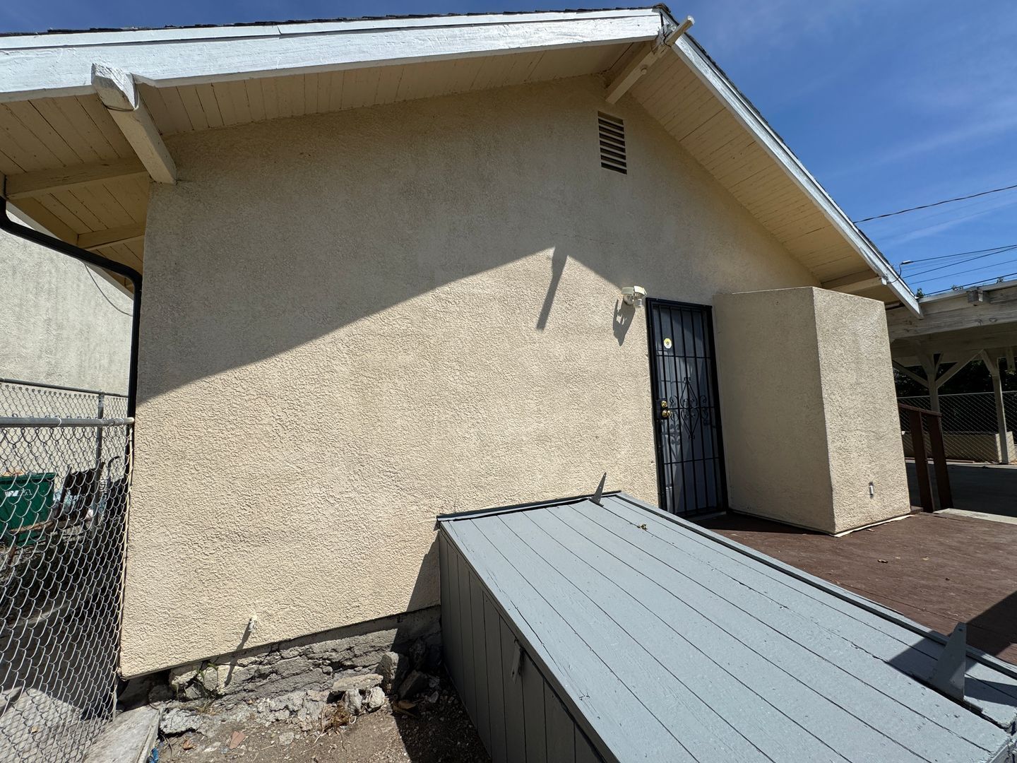 114 E 4th St – photo 5