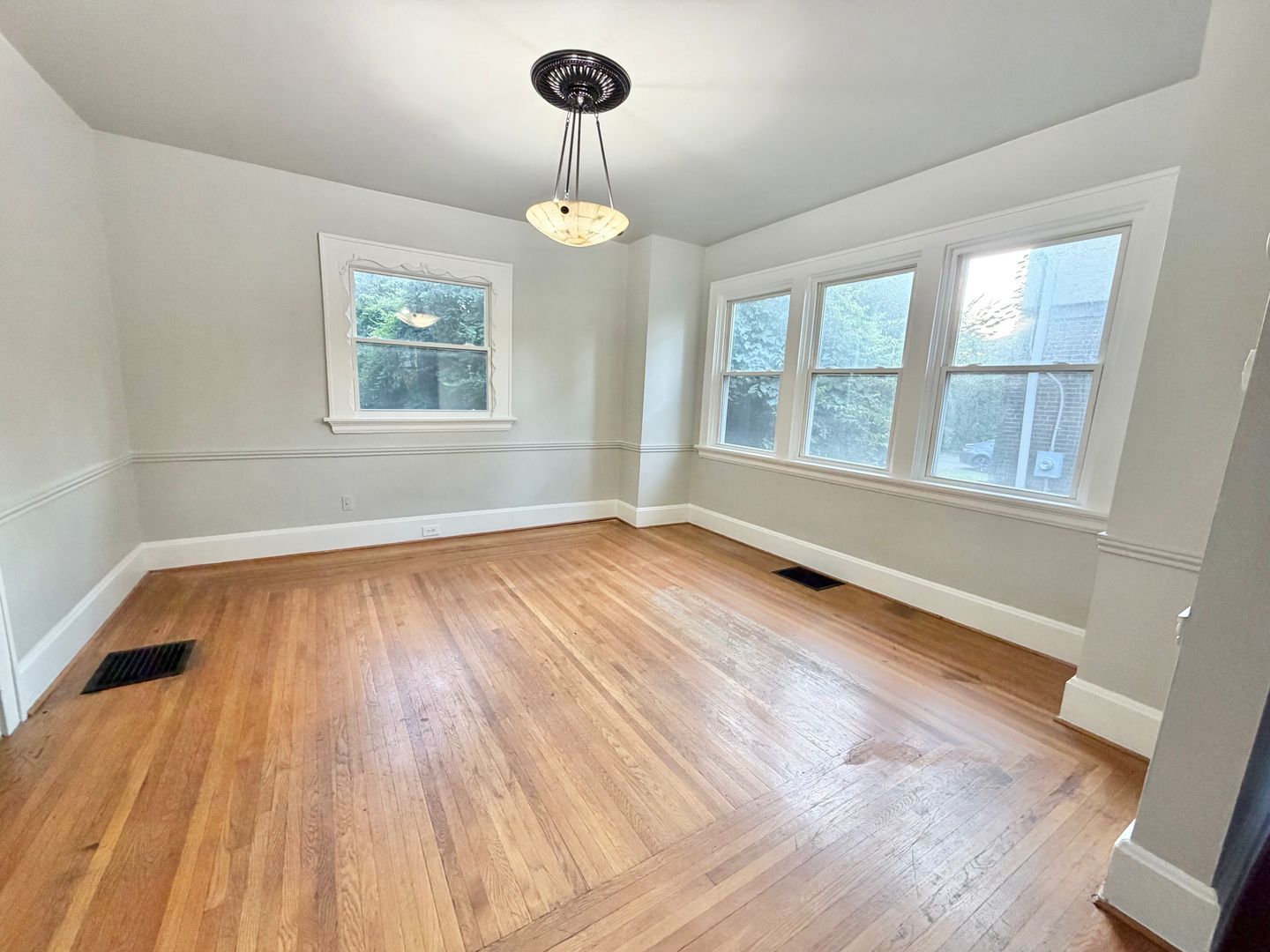 1750 Avonlea Ave – photo 5