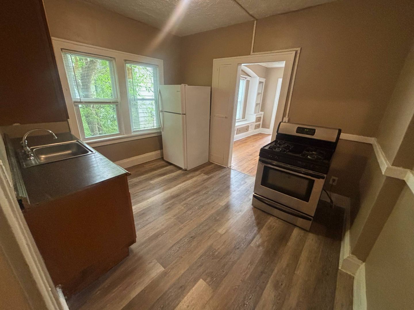 3301 E 143rd St unit unit 1 – photo 5