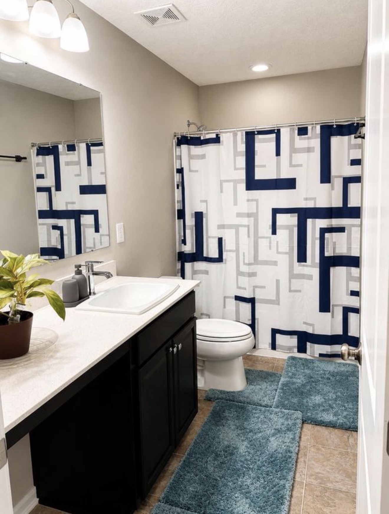 8180 Rhoderick Cir – photo 4
