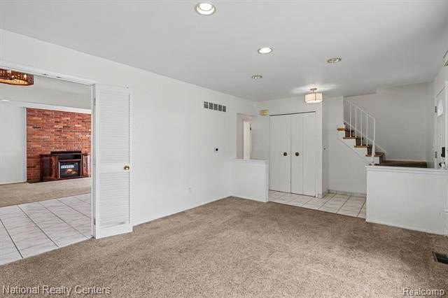 29640 Marshall St – photo 2