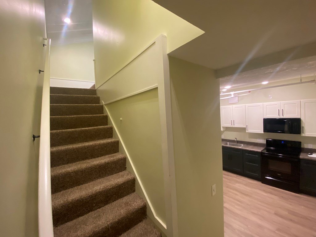 305 13th St #K – photo 4