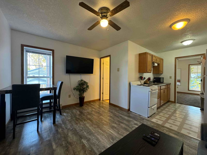 931 Middle St unit 201 – photo 1