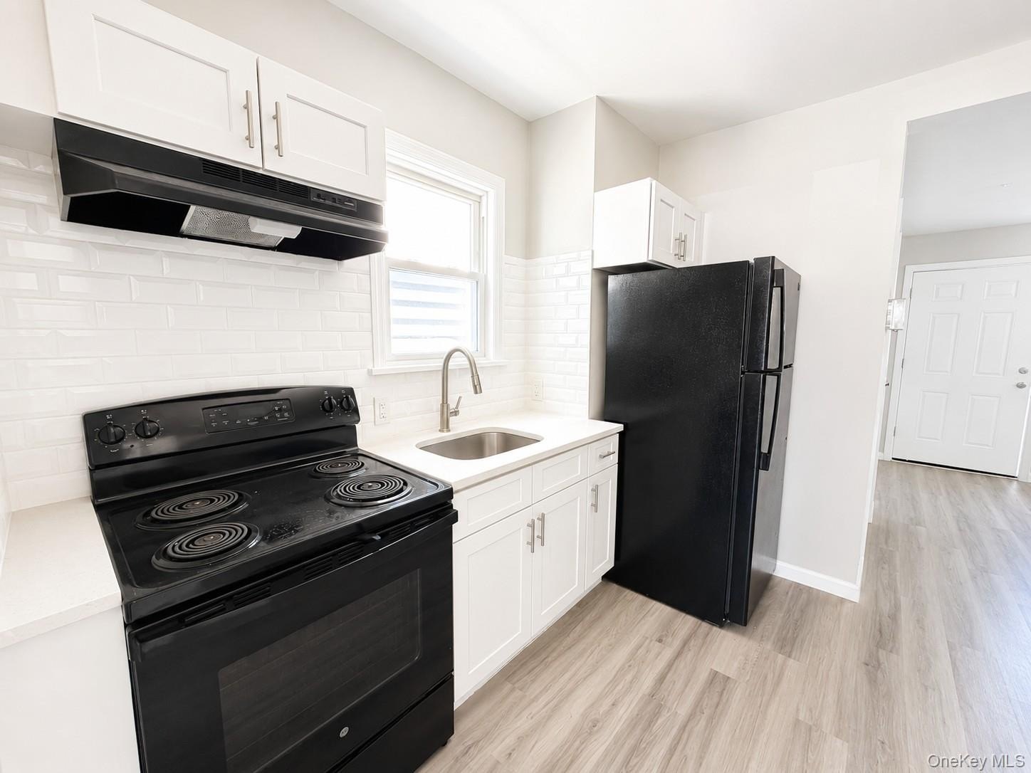 25 Monroe St #1 – photo 4