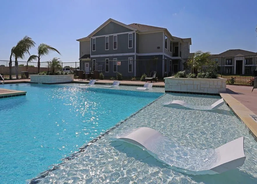 Seaside Landing Apartments – photo 2