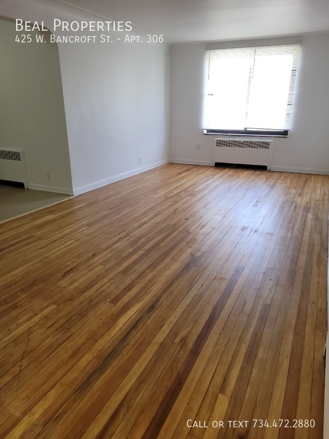 425 W Bancroft St – photo 2