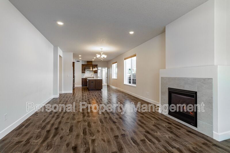 1817 NW 17th St – photo 3