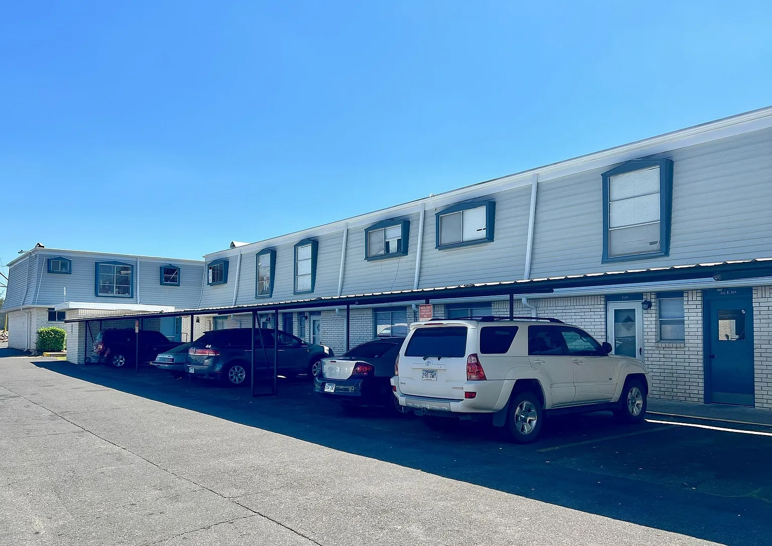 Higdon Ferry Apartments – photo 4