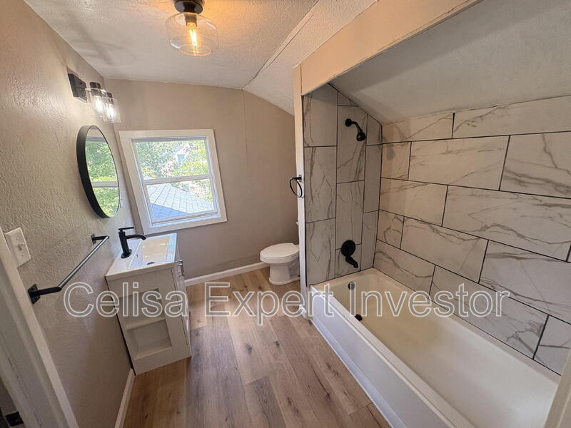 634 Walnut St – photo 5