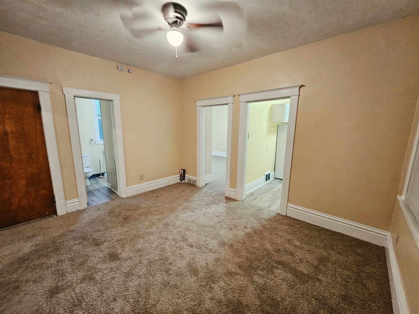 1285 Clairhaven St unit #1 – photo 4