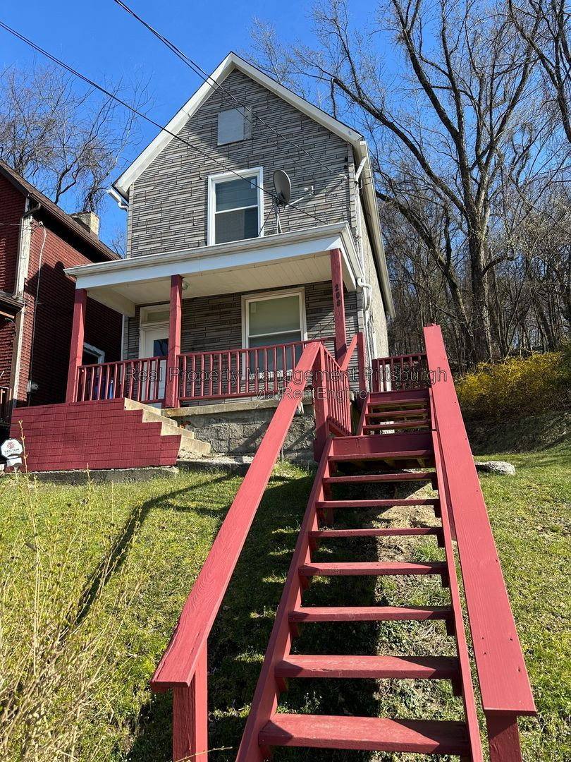 208 Rolfe St – photo 1