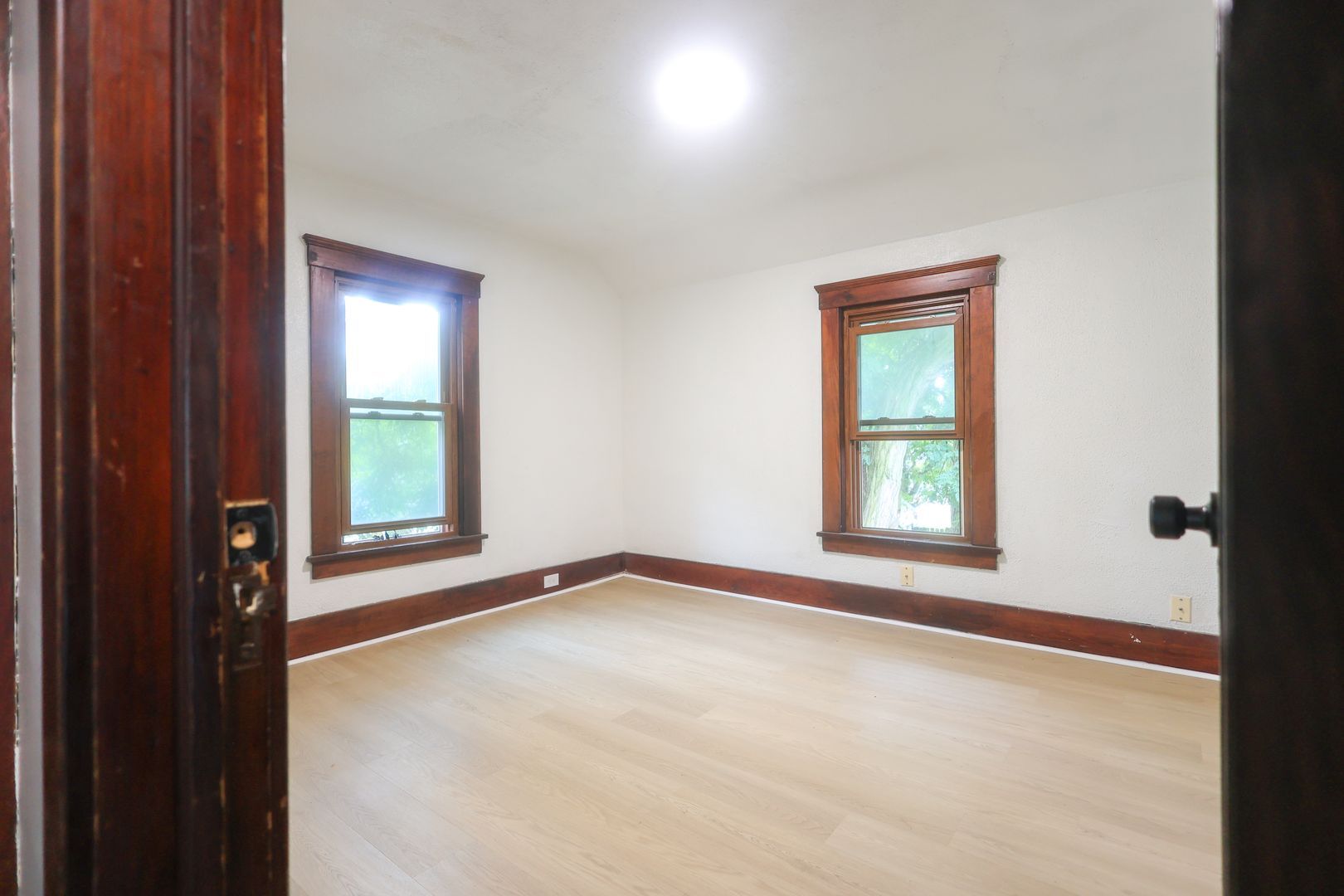 1119 W 11th St – photo 5
