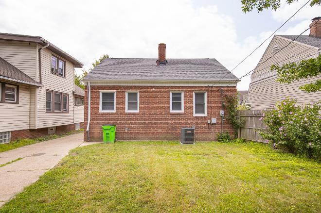 21871 Priday Ave – photo 2
