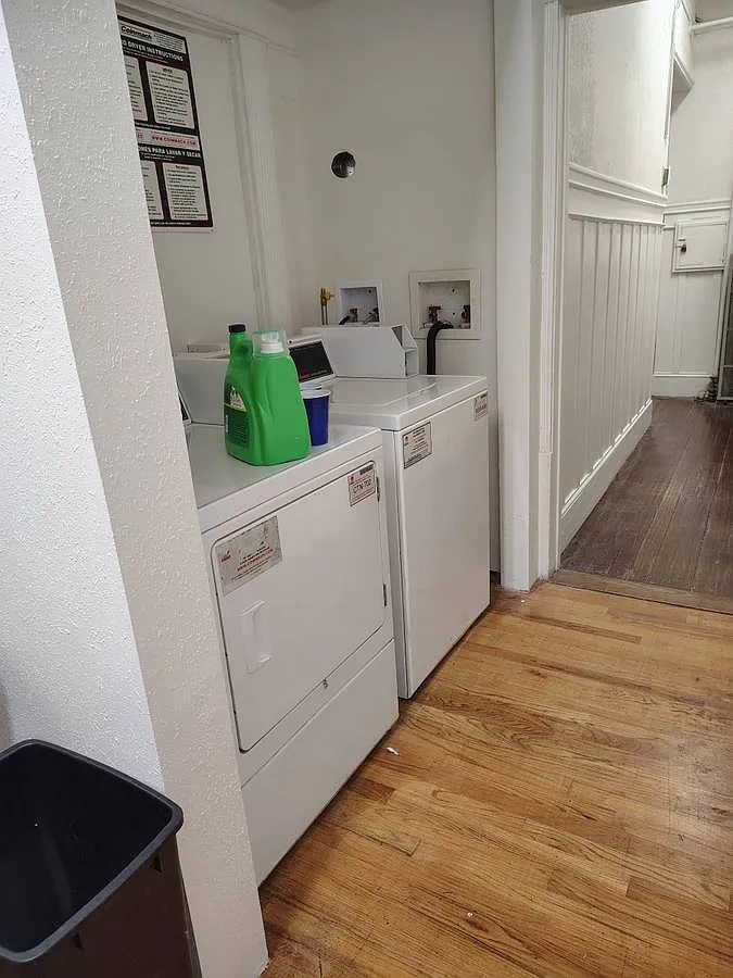 FAIRLAWN RESIDENCE – photo 4