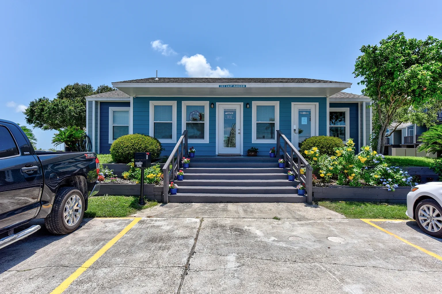Bay Shore Apartments – photo 4