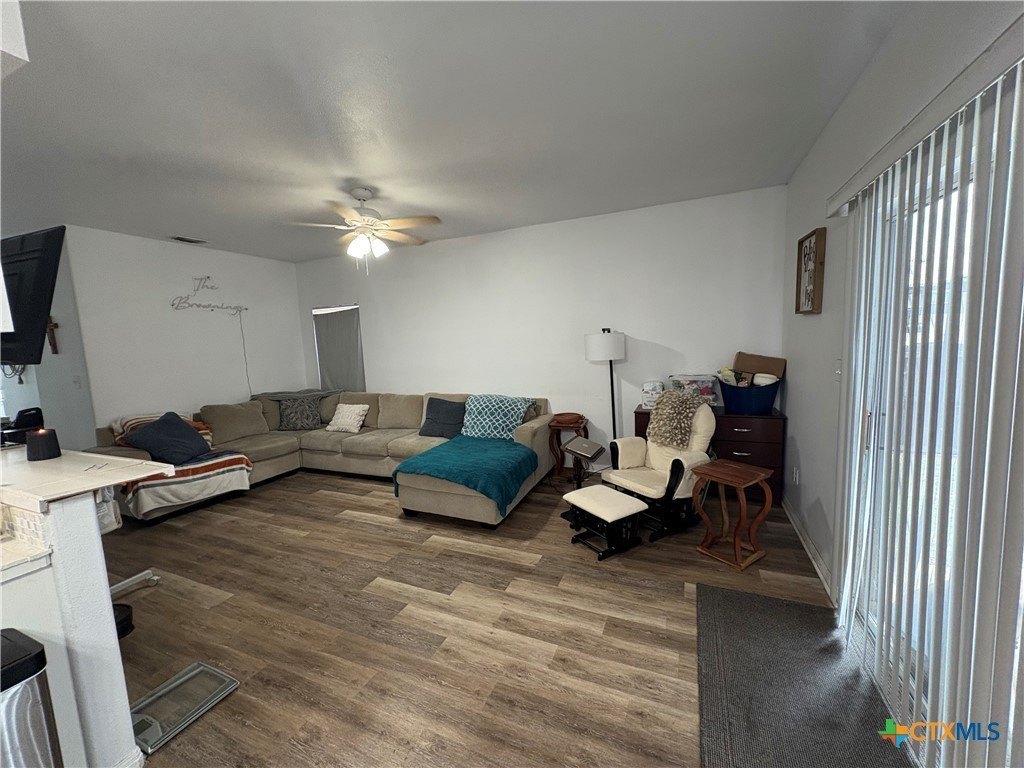 1500 N Claremont Cir #A – photo 3