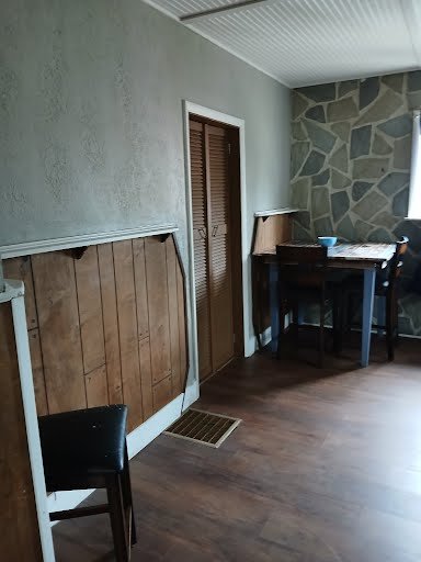 1601 Kimball Ave unit R2 – photo 3