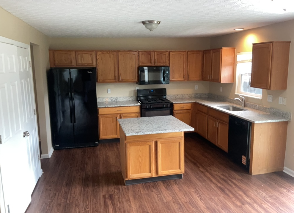 4024 Walnut Crossing Dr – photo 3