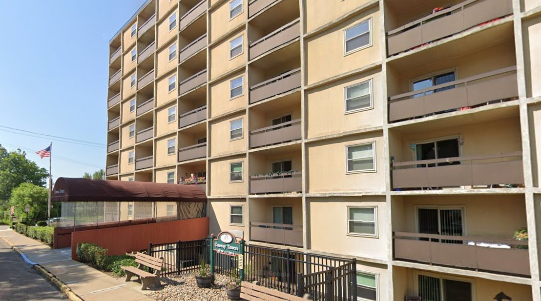 904 3rd Ave – photo 1