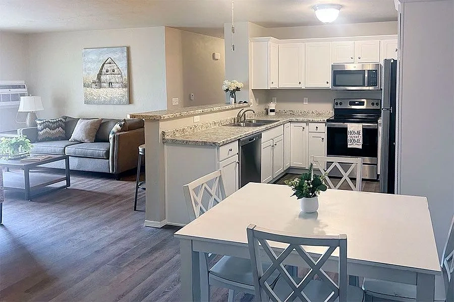 PRAIRIE VIEW ESTATES – photo 3
