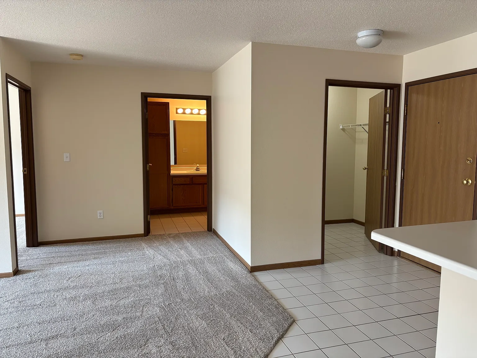 SunWest II Apartments – photo 4