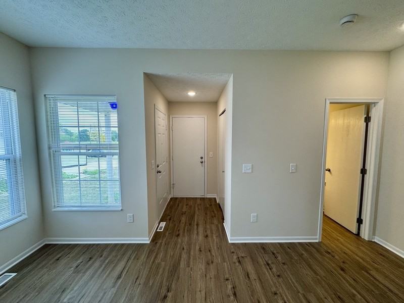 389 Abbeyville Rd – photo 5