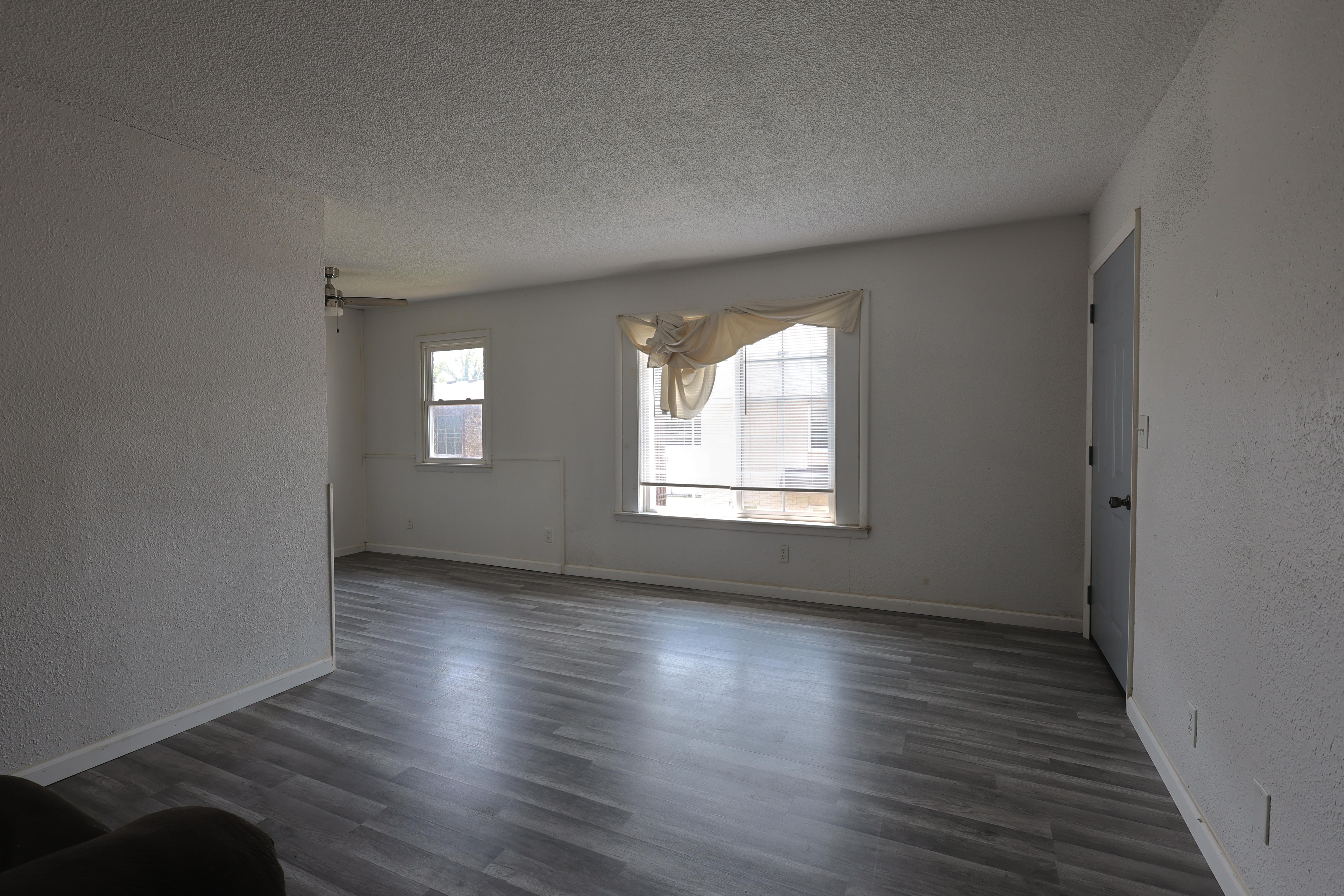 201 E Cleveland St unit B1-4 – photo 3
