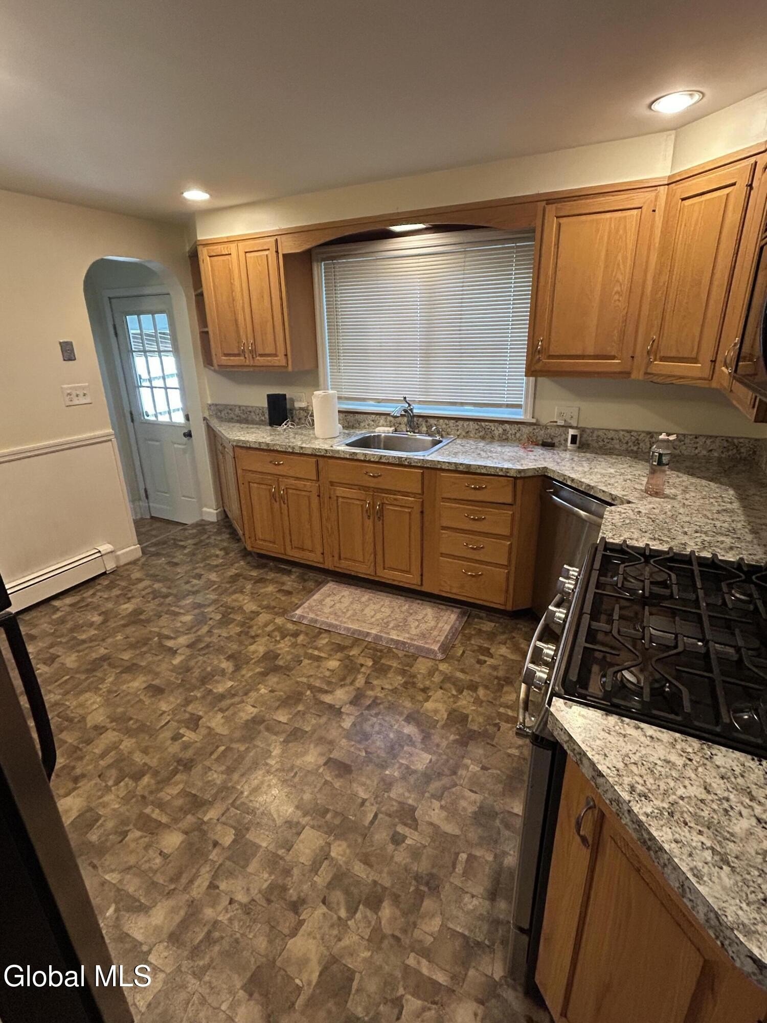 17 Pinewood Rd – photo 2