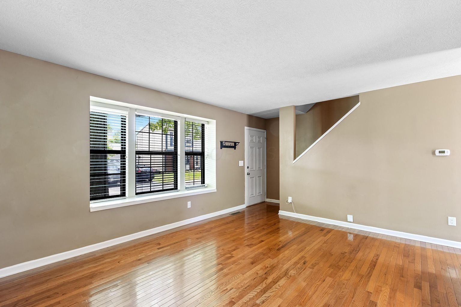 7701 Kelvinway Dr – photo 3