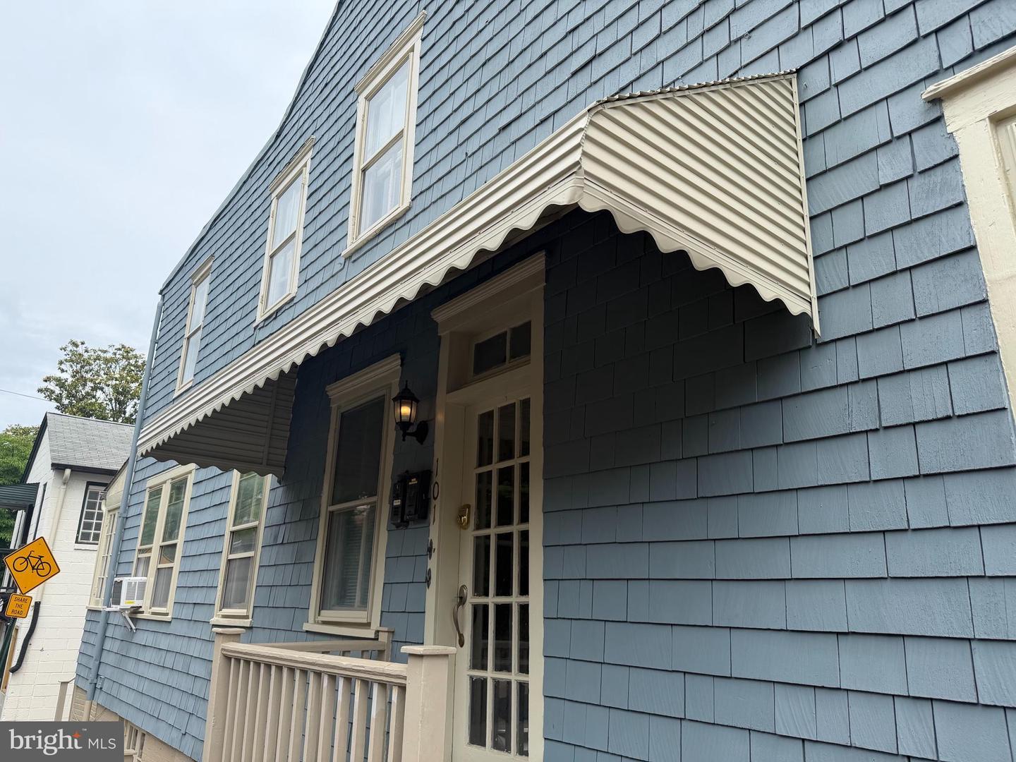 101 Charles St unit B – photo 1