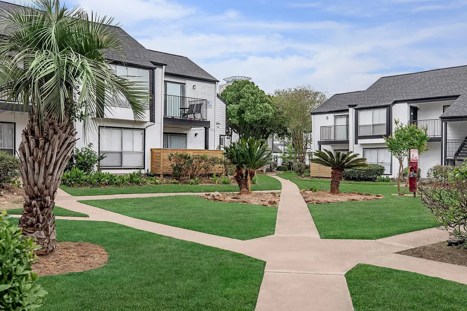 Bayou Park Apartments – photo 2