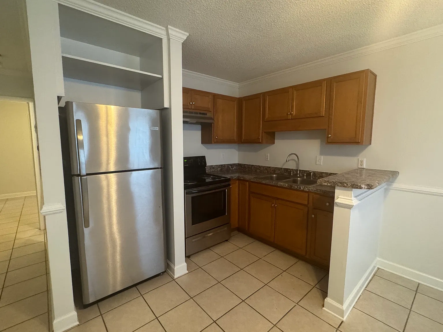 Riverview Apartments – photo 3