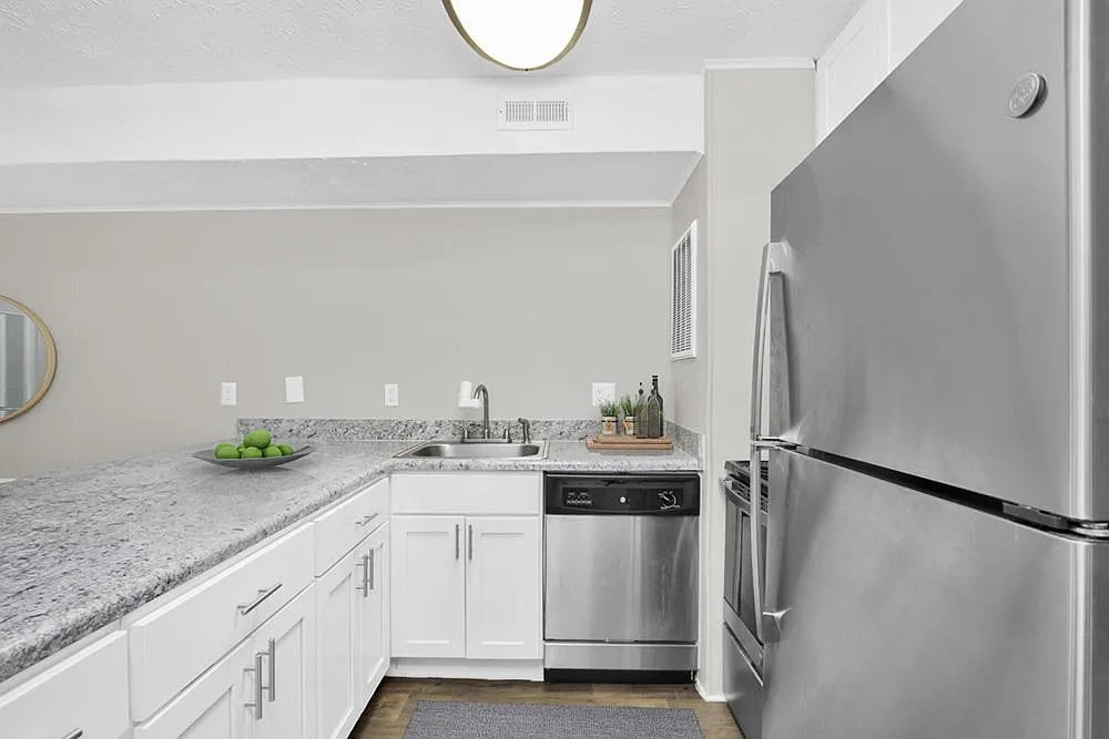 Vue Apartment Homes – photo 2