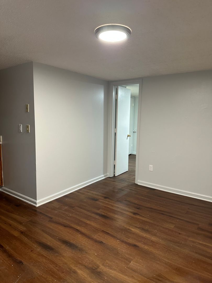 2600 S Beech St unit 2600 South Beech UNIT K – photo 3