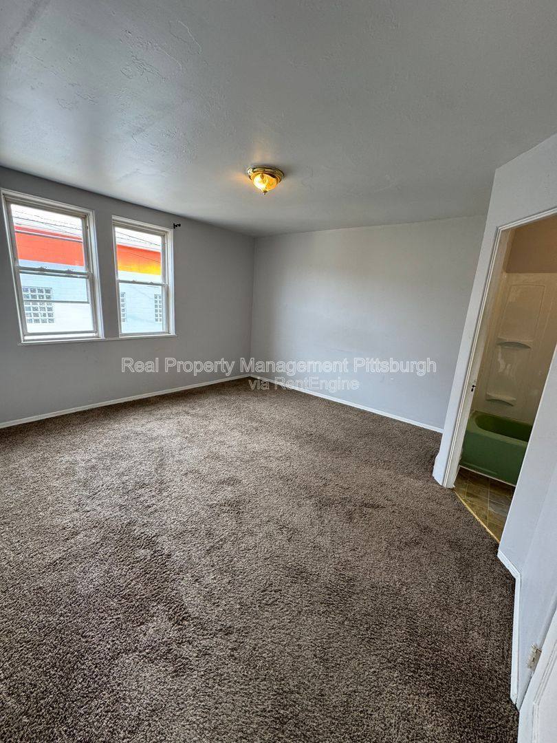 627 5th Ave – photo 5