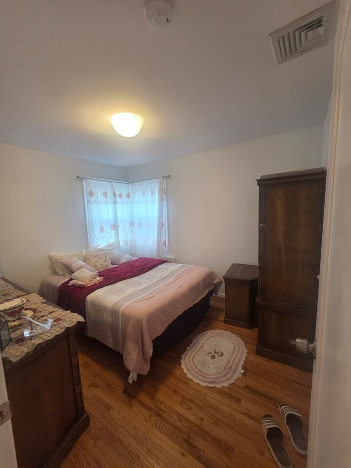 2648 Beech St unit 1 – photo 2