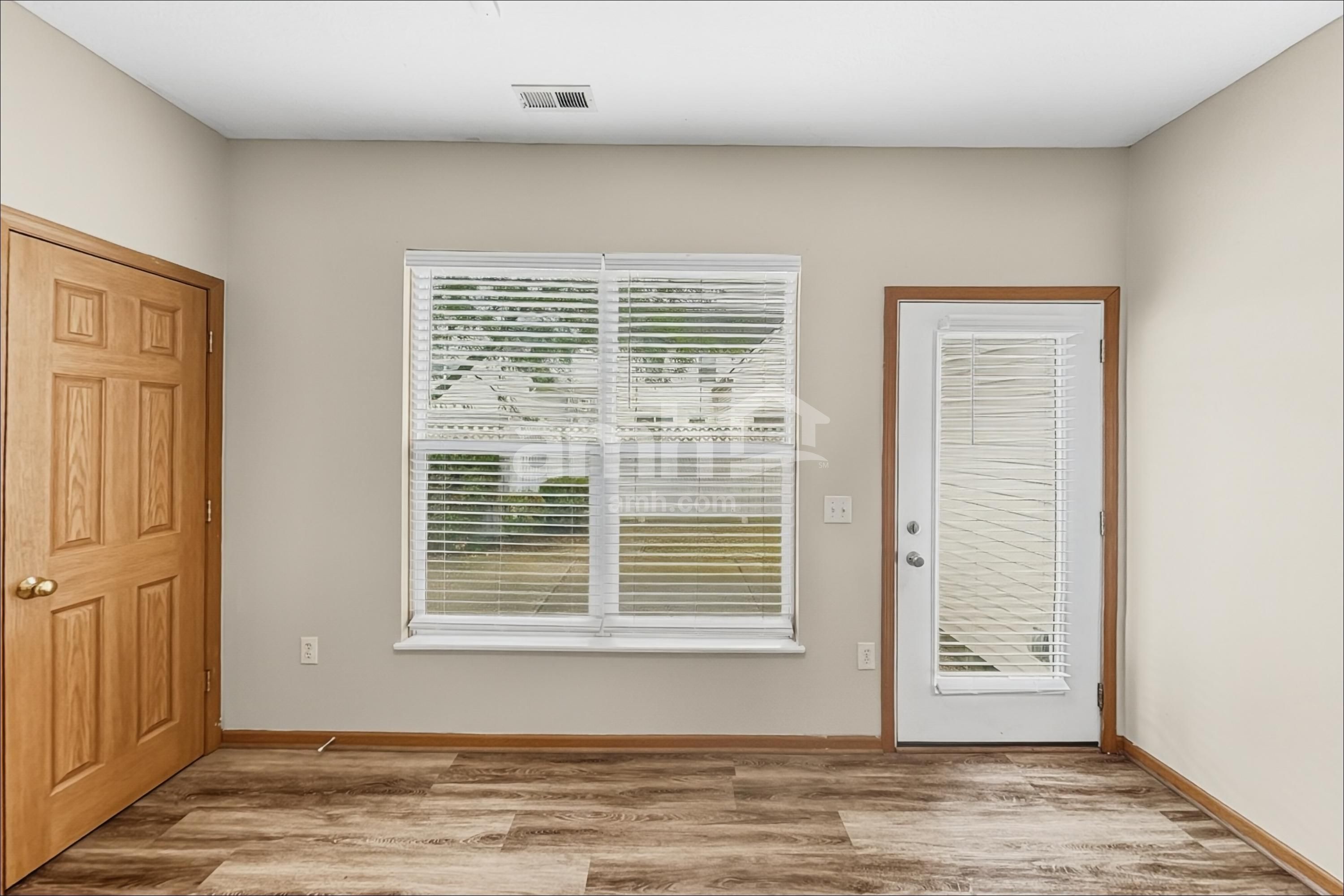 7194 Winterbek Ave – photo 5
