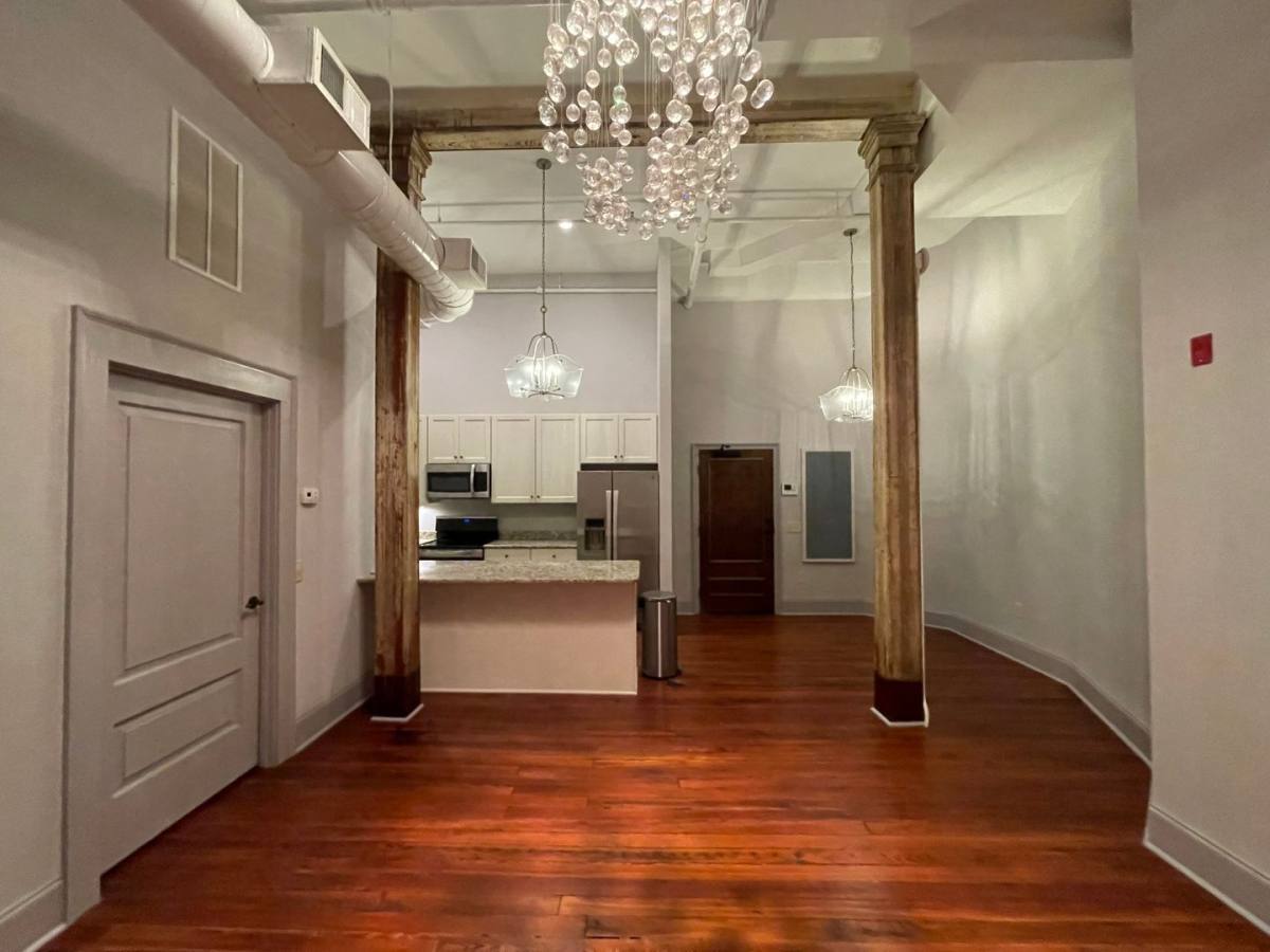 522 Cherry St unit 201 – photo 1