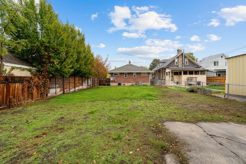 1086 S Lk St – photo 4