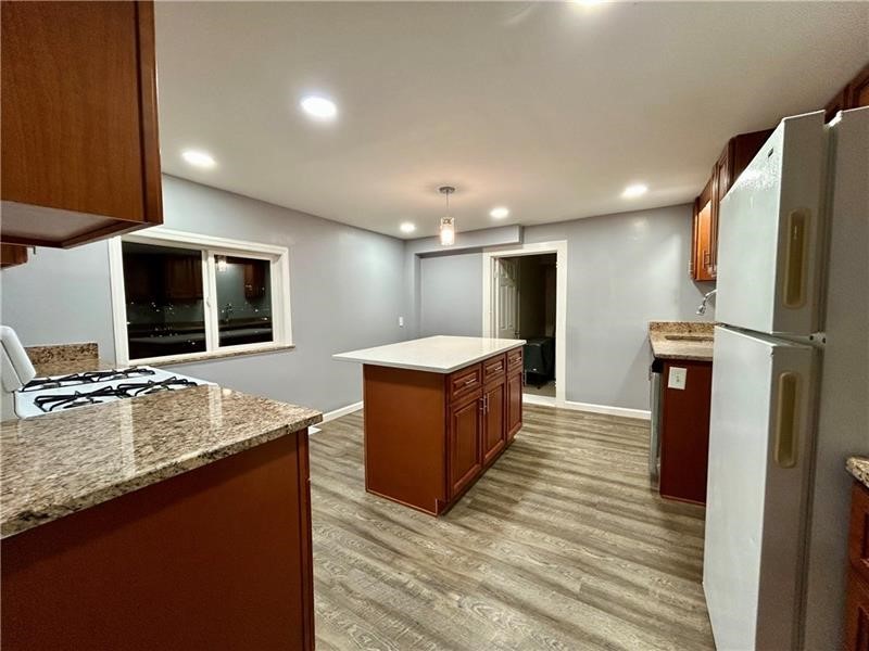 1004 Fritz St – photo 2