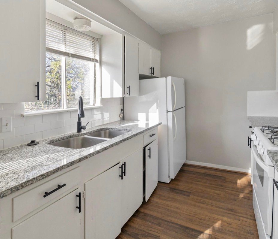 1014 E 23rd St unit 1 – photo 1