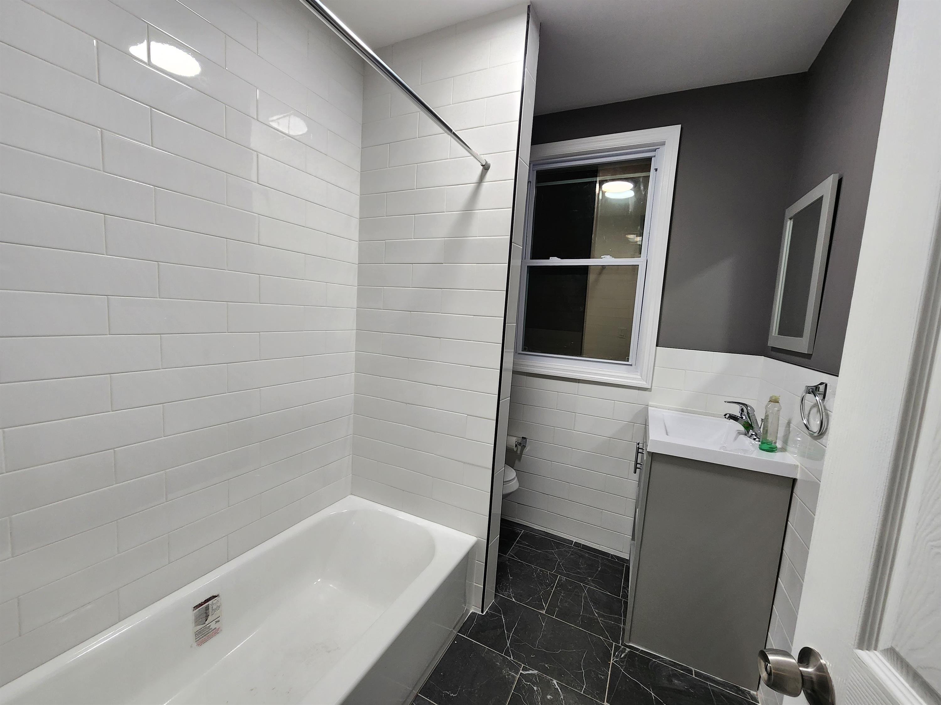 22 Davis Ave unit 1 – photo 2