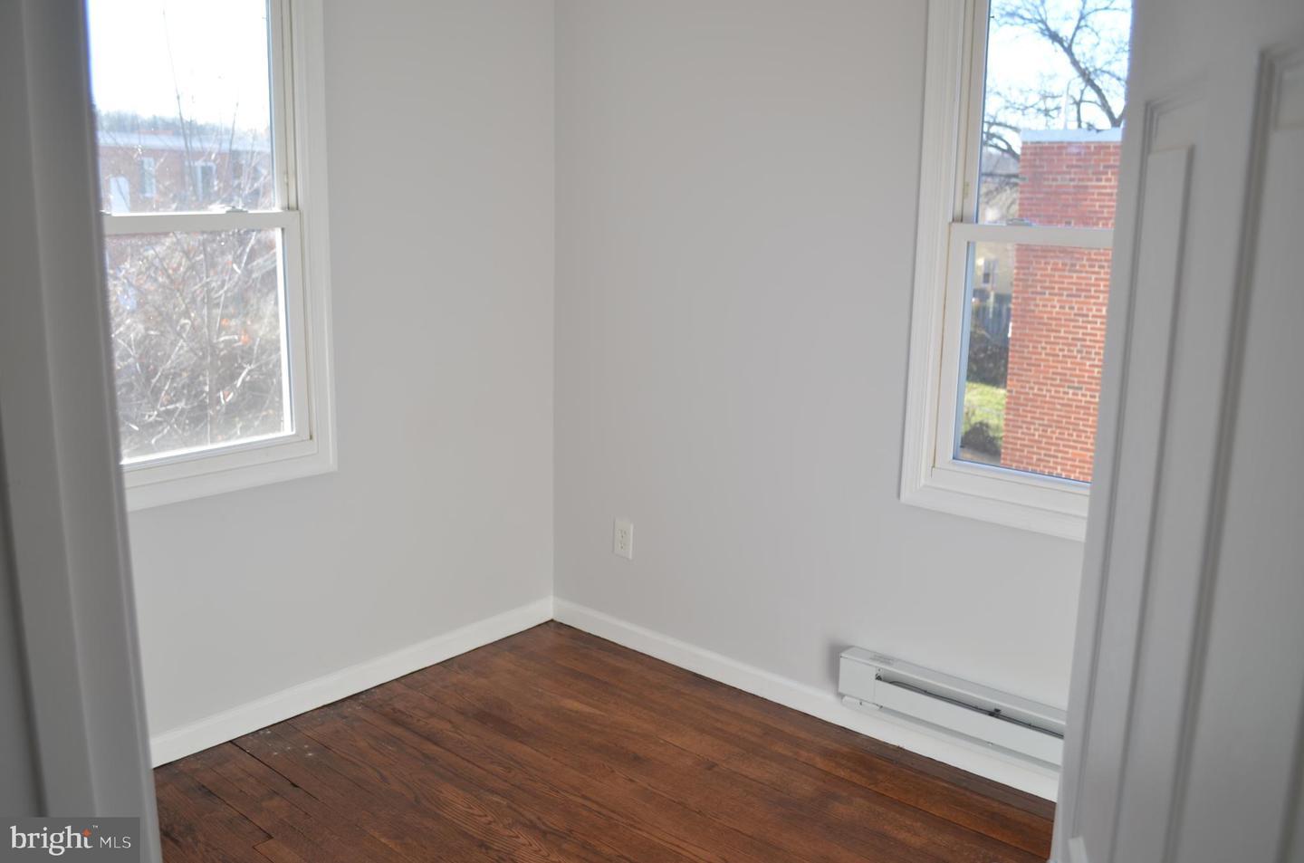 4801 Bass Pl SE – photo 4