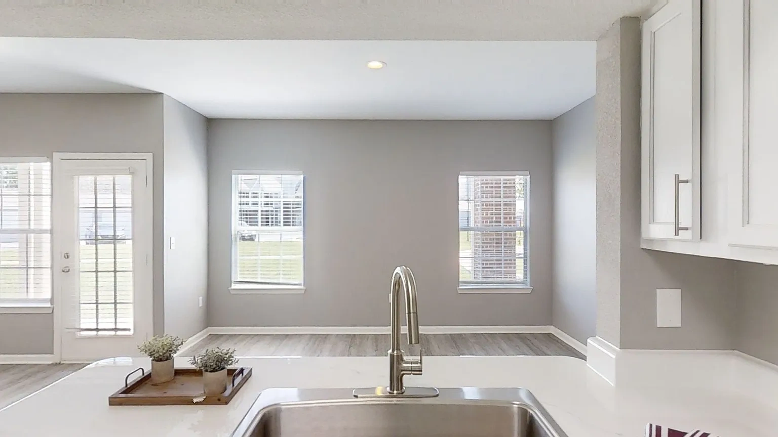 Harbin Pointe Apartment Homes – photo 4